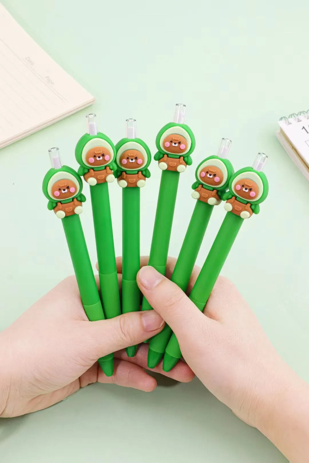 21808 AVOCADO ANIMAL RETRACTACTABLE PENCIL-24