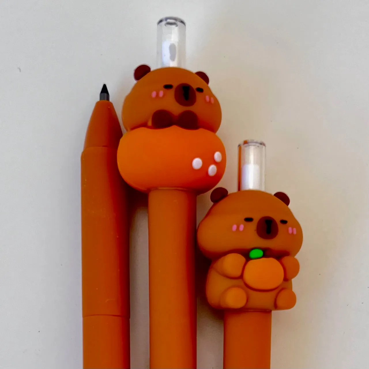 21810 CAPYBARA RETRACTABLE PENCIL-24