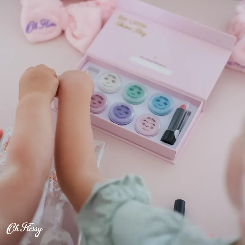 Oh Flossy -Deluxe Makeup Set