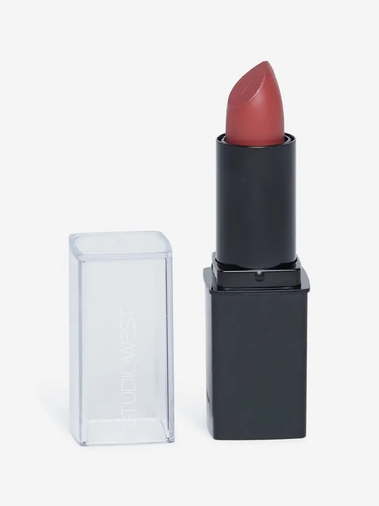 Studiowest Matte Lipstick, Nude Pink M-01, 4.2gm